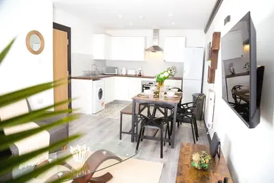 Image de 2 bed apartment - Stretford Rd - Two Bathrooms