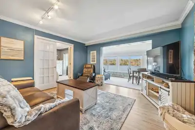 Image de Condo with Panoramic views on Clam Lake