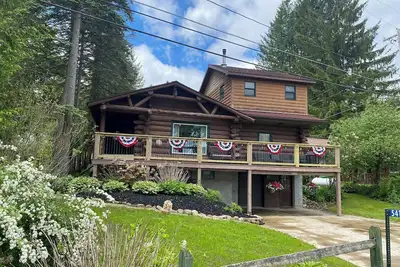 Image de Lakefront Cottage on Java Lake