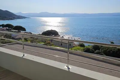 Image de Chez Vicky, Adossé au maquis et face à la mer profitez d'un séjour idyllique