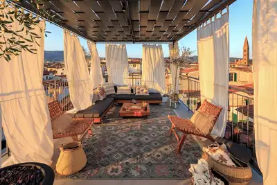 Image de Enchanting Penthouse in the Heart of Florence with 360° Panoramic View.
