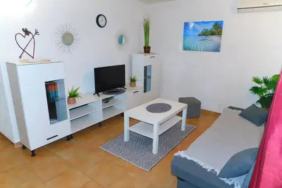 Image de Appartement de vacances pour 4 personnes env. 60 qmà Karin Gornji, Dalmatie (Karinsko More)