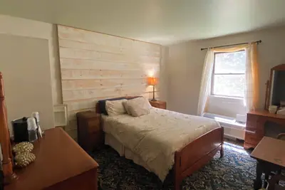 Image de 8-Gold Room