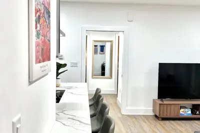 Image de Stylish 2br/2ba Apt near Nyc Free Parking Full Kitchen & W/D