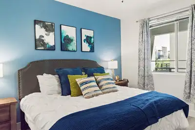 Image de Sunny Retreat | Near Mayo | Heated Pool & King Bed