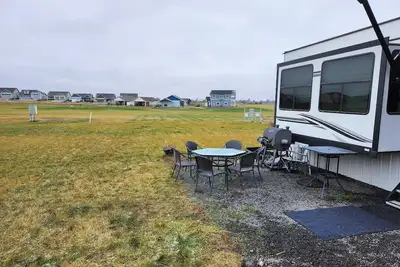 Image de 3-bedroom Rv in charming mardon resort on the golf course. Pets ok with Ac, WiFi