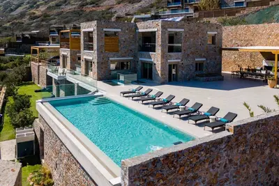 Image de Villa Hislop - Dix Chambres Villa, Couchages 20