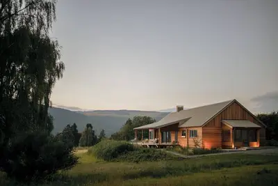 Image de Hilltop Lodge - Quatre Chambres Villa, Couchages 8