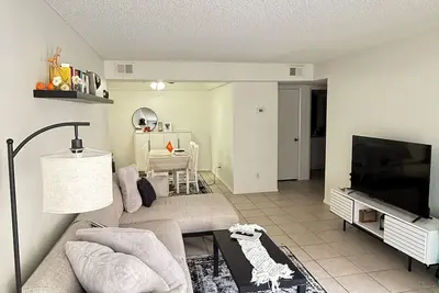 Image de 2-bedroom condo in awesome Mesa with Ac, WiFi