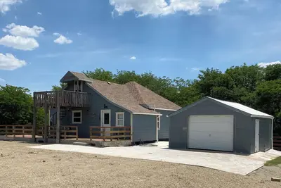 Image de East Cabin 2 bedroom house in charming private rural setting