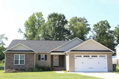 Image de Peaceful Getaway: Charming 2-bedroom house in Thomasville with Ac, WiFi