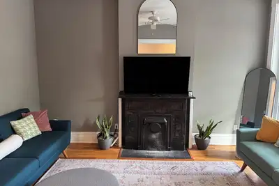 Image de Charming Getaway in the heart of Historic Church Hill