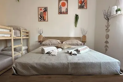 Orange Grove Apartment