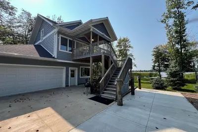 Image de Cozy Lake Cabin just 75 minutes from the Twin Cities.