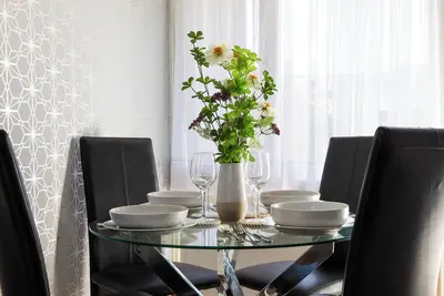 Image de Spacious 3-Bedroom Home in Basildon, Essex London