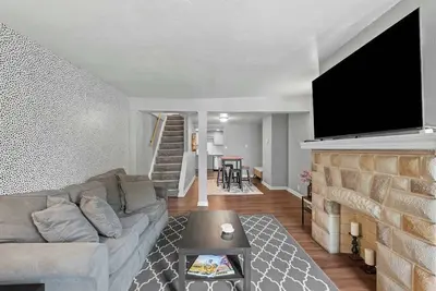 Image de Pittsburgh North Shore Gem  Walk to Stadiums