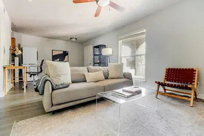 Image de Blueground | Cherrywood, pool & w/d, nr park