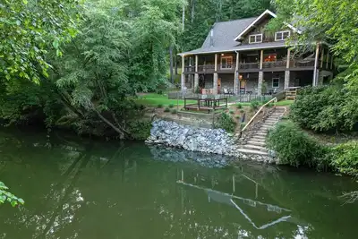 Image de Lazy River | Ellijay, Ga