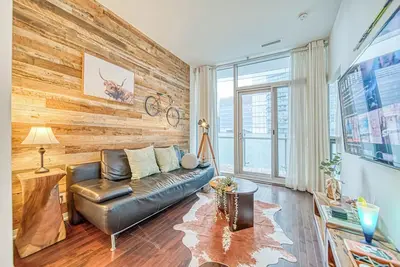 Image de Rustic Barn Getaway with Amazing View & Parking