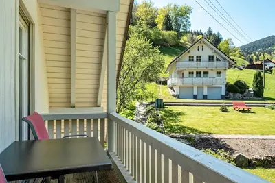 Image de Appartement '2, 45qm' avec vue sur les montagnes, terrasse partagée et Wi-Fi