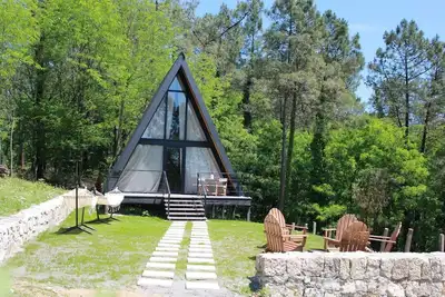 Image de Nestled amidst the serene woodlands just outside Kutaisi.