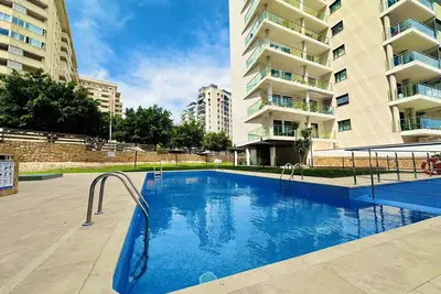 Image de A1091 - Modernité et fonctionnalité au bord de la mer