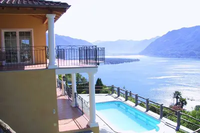Image de Beautiful Villa with fantastic view, pool and beautiful garden.