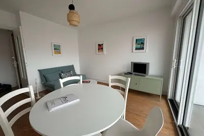 Image de Bel appartement refait à neuf proche plage Royan