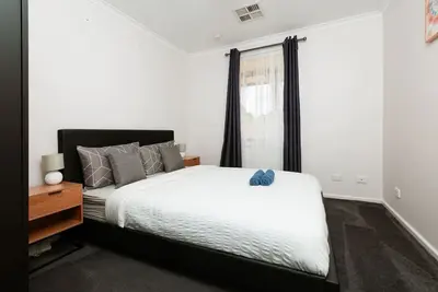 Image de Lovely House in Smithfield-New Property