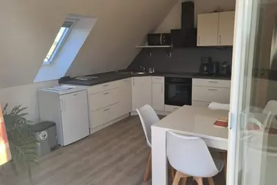 Image de Sun, beach, sea, spacious island apartment with balcony and close to the beach