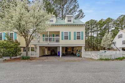 Image de Dog-Friendly Bahamas Cottage Near Beach & Trails – Family Fun Awaits!