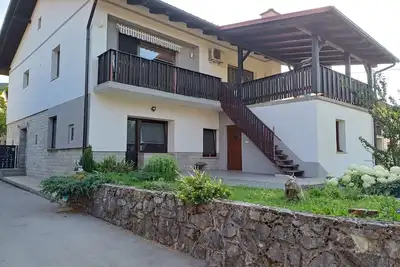 Image de Explore the nature of Notranjska in the vicinity of your \"temporary home\"