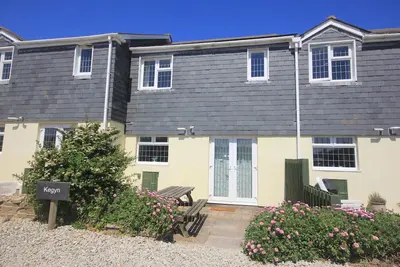 Image de Kegyn - Harlyn Bay Cornwall, sleeps 5 guests & accepts pets