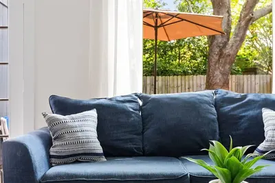 Image de Peaceful Home | Dwtn Nights | Perfect Stay for 8