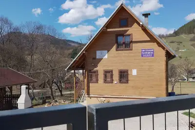 Image de Chalet in Kalameny