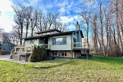 Image de Beautiful Home Creekside