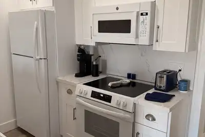 Image de Beachfront Island Condo. Salty Breeze:  On serene Little Gasparilla Island