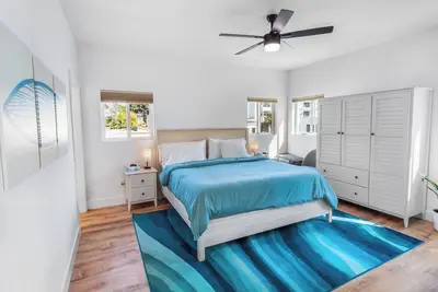 Image de Finnish Steam Sauna, Hot Tub, Cold Plunge, Safe, Central, Garage, Oceanview Roof