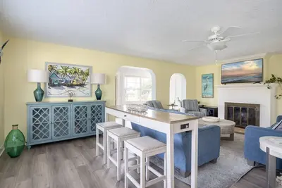 Image de Sleeps 8_2K, 1q, 2t, Pool, Pickleball, Beach &River