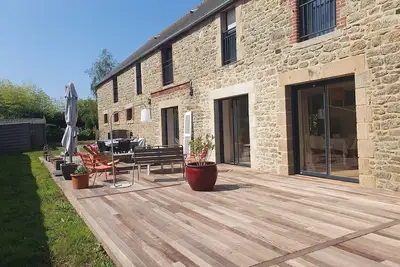 Image de Maison de campagne pour familles, à 10 minutes en vélo des plages!