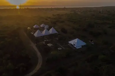 Image de Welcoming 13-bedroom campground in Saadani National Park.