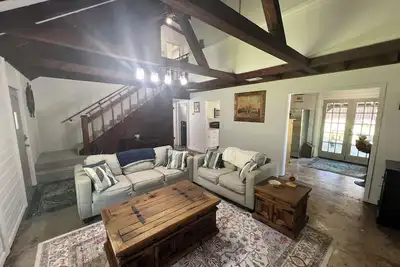 Image de Newly Renovated Coastal Escape - Golf, Fishing, Dining Nearby