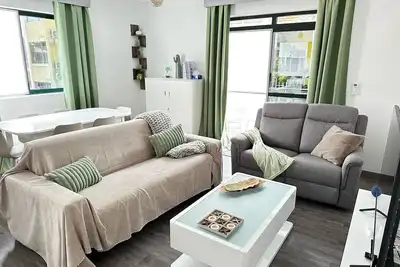 Image de Cozy Flat proche de la plage