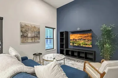 Image de Stylish 1bd | Downtown Cleveland | 2 Beds |