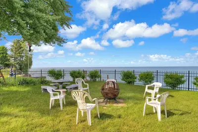 Image de Private Beach & Sauna: Lakefront Deckerville Home!
