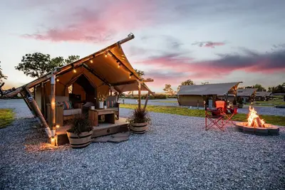 Image de Family Glamping, 2 Tents near Roaring River