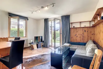 Image de Symphatique appartement de 4 pièces au 1er étage du chalet, dans la région \"des Moulins\". <br><br>Composi