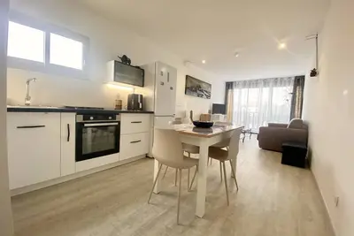 Image de Le Boucanet - Appartement CLIMATISÉ Entierement RÉNOVÉ Pour 4 Personnes Avec Parking Privatif