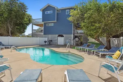 Image de Land's End 6br w/ Pool, Hot Tub, Dog Friendly