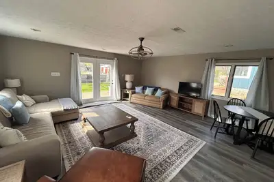 Image de Charming 3-bed cottage with Ac, WiFi in Monticello. Lake access and boat lift.